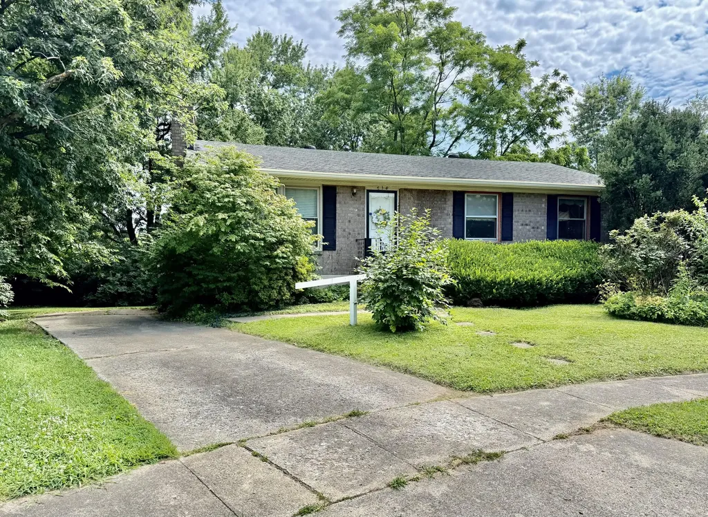 218 Independence Court Georgetown KY 40324