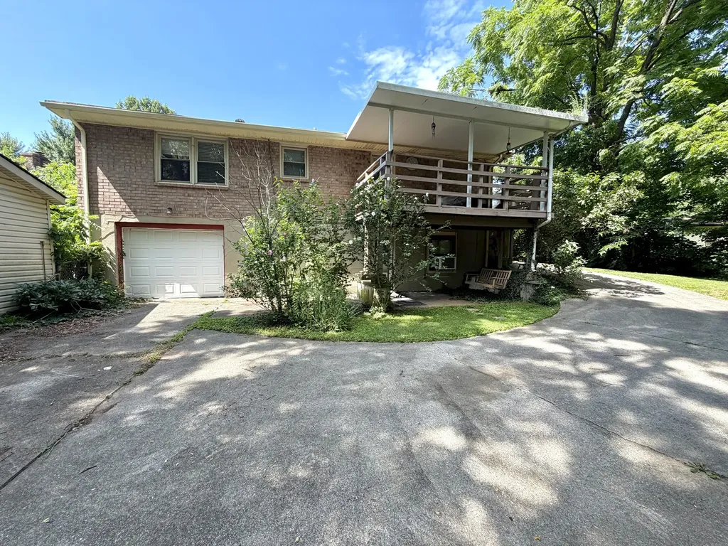 218 Independence Court Georgetown KY 40324