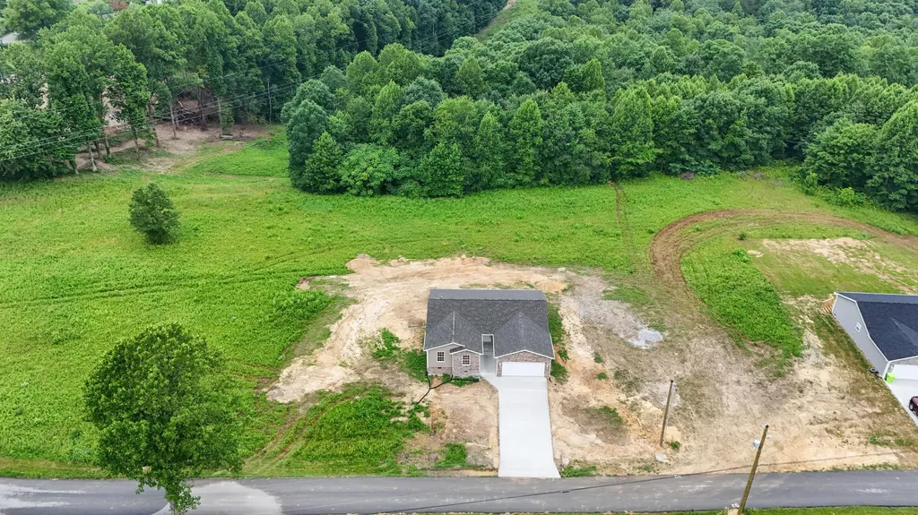 140 Devils Neck Road Corbin KY 40701