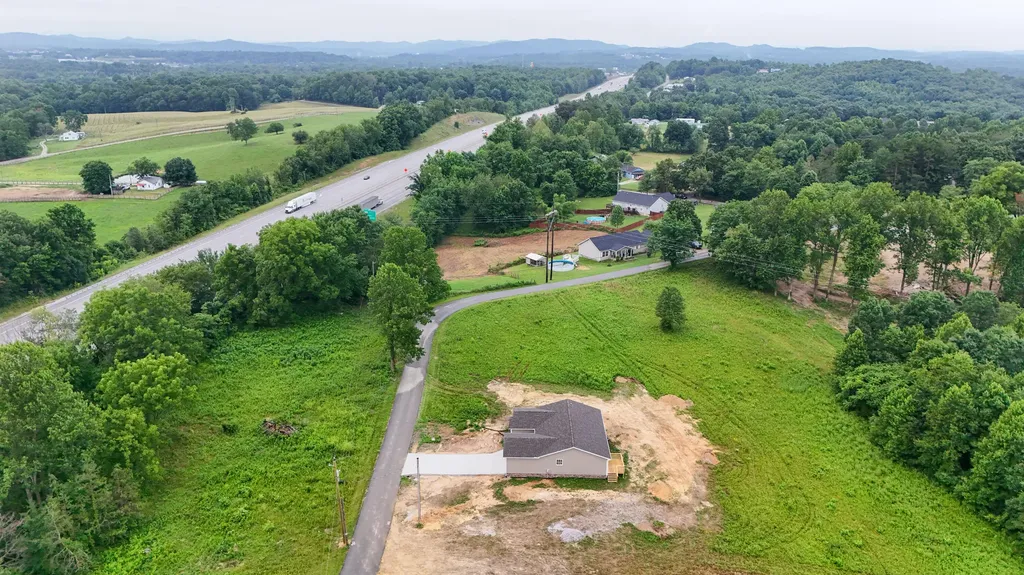 140 Devils Neck Road Corbin KY 40701