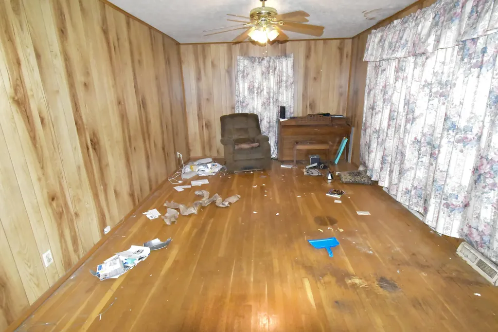16 Virginia Avenue Winchester KY 40391