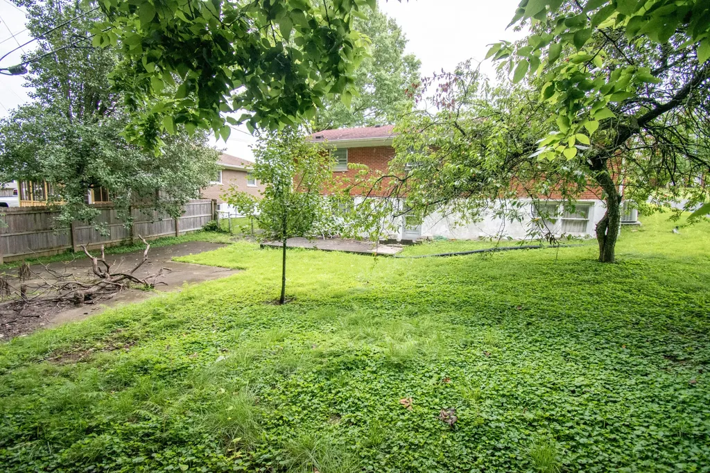 16 Virginia Avenue Winchester KY 40391
