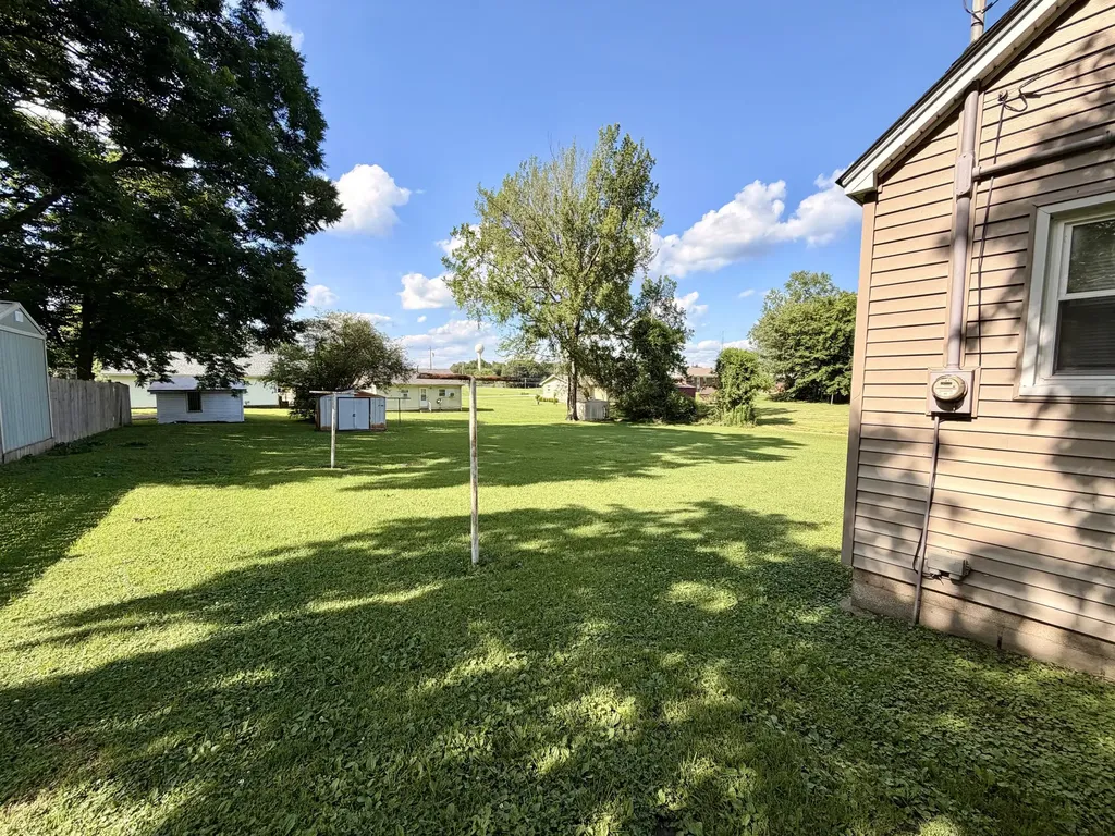 1010 W 4th Street Fulton KY 42041