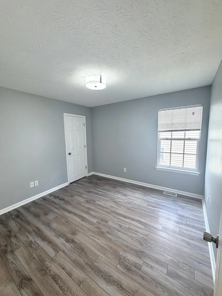2692 Michelle Park Lexington KY 40511