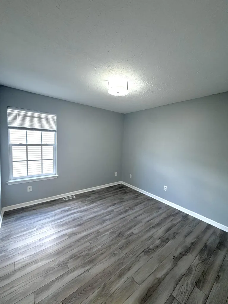 2692 Michelle Park Lexington KY 40511