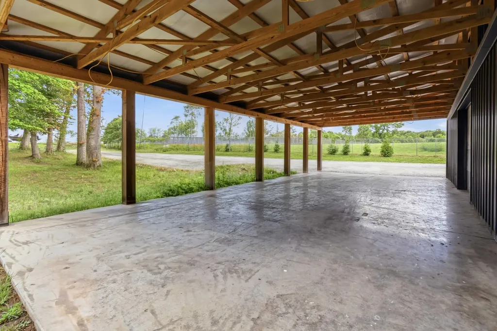 106 Airport Road Jamestown KY 42629