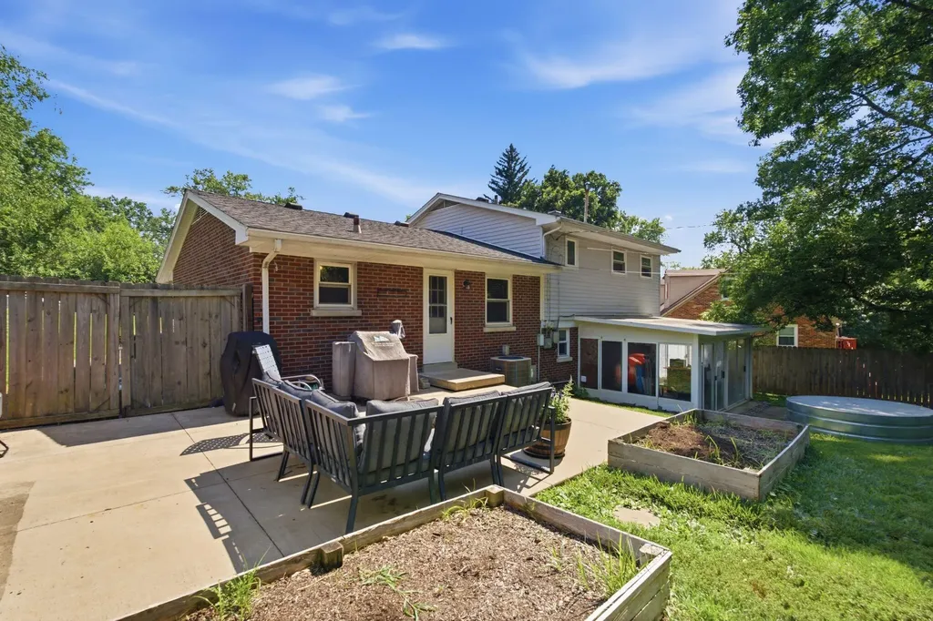 3343 Sutherland Drive Lexington KY 40517