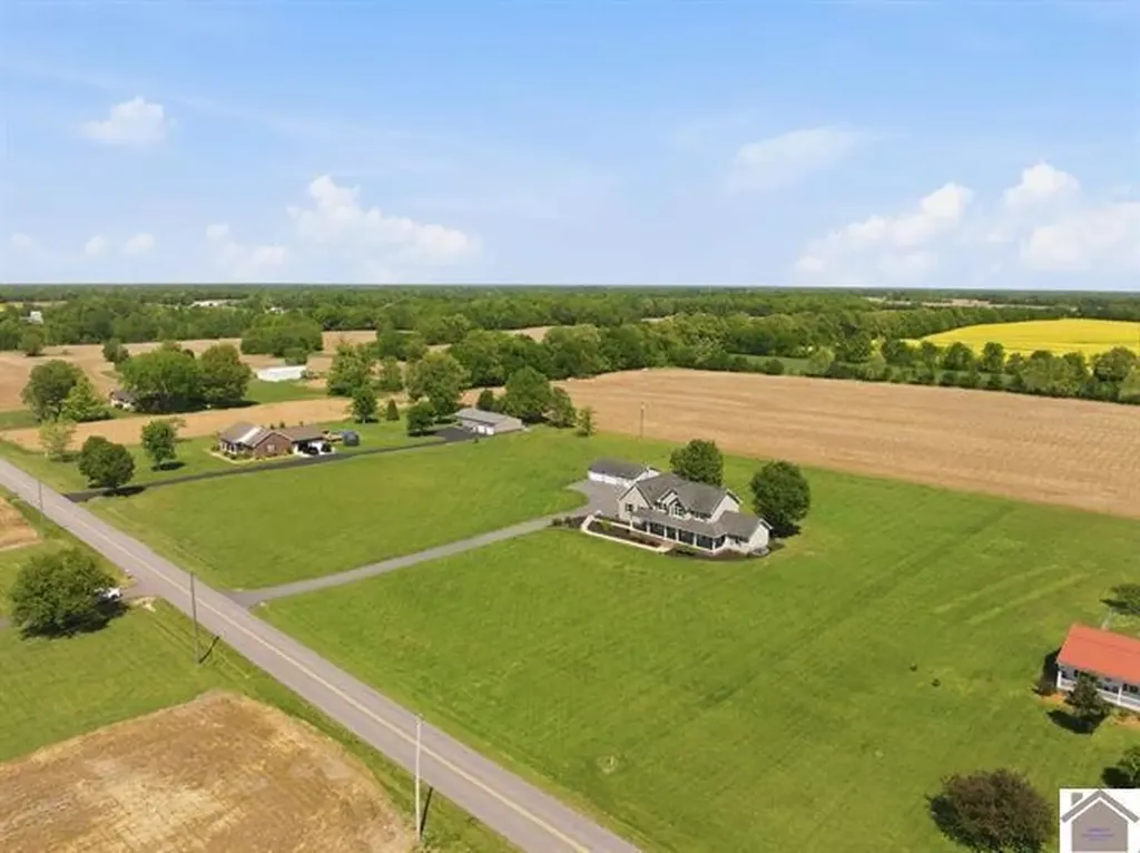 5132 Airport Road Almo KY 42020