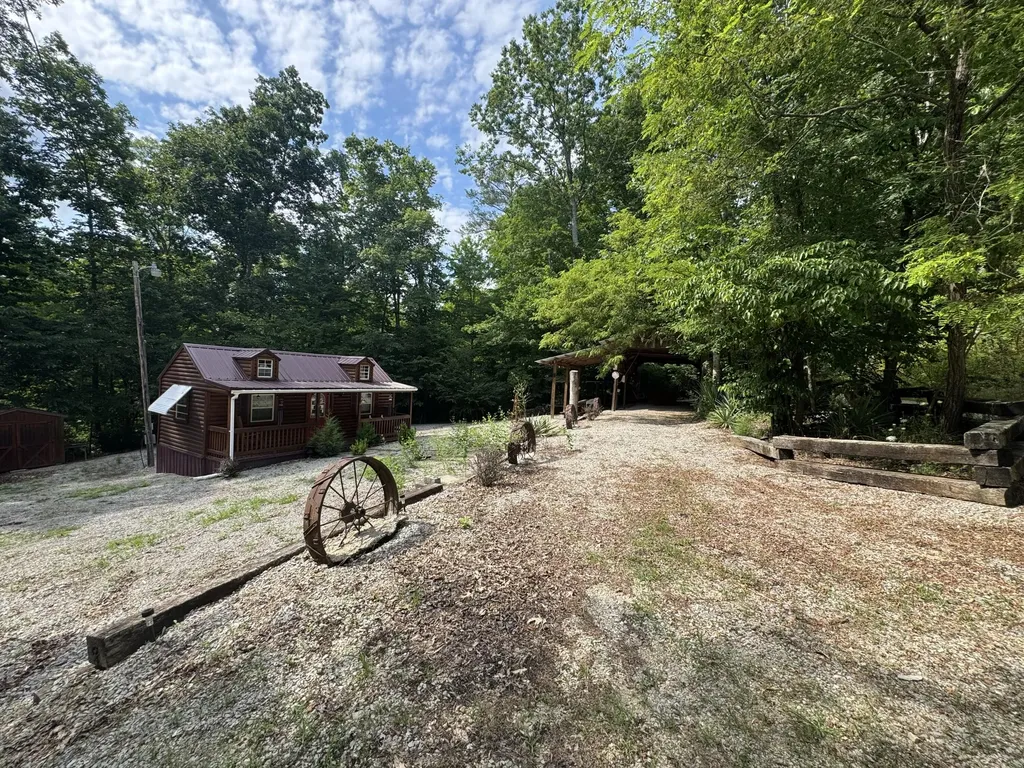 65 Mulberry Drive Burnside KY 42519