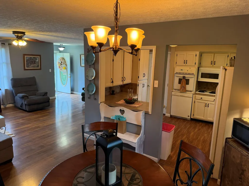 111 Guinn Drive Monticello KY 42633
