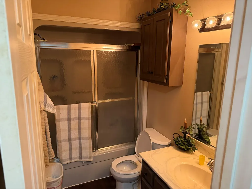 111 Guinn Drive Monticello KY 42633