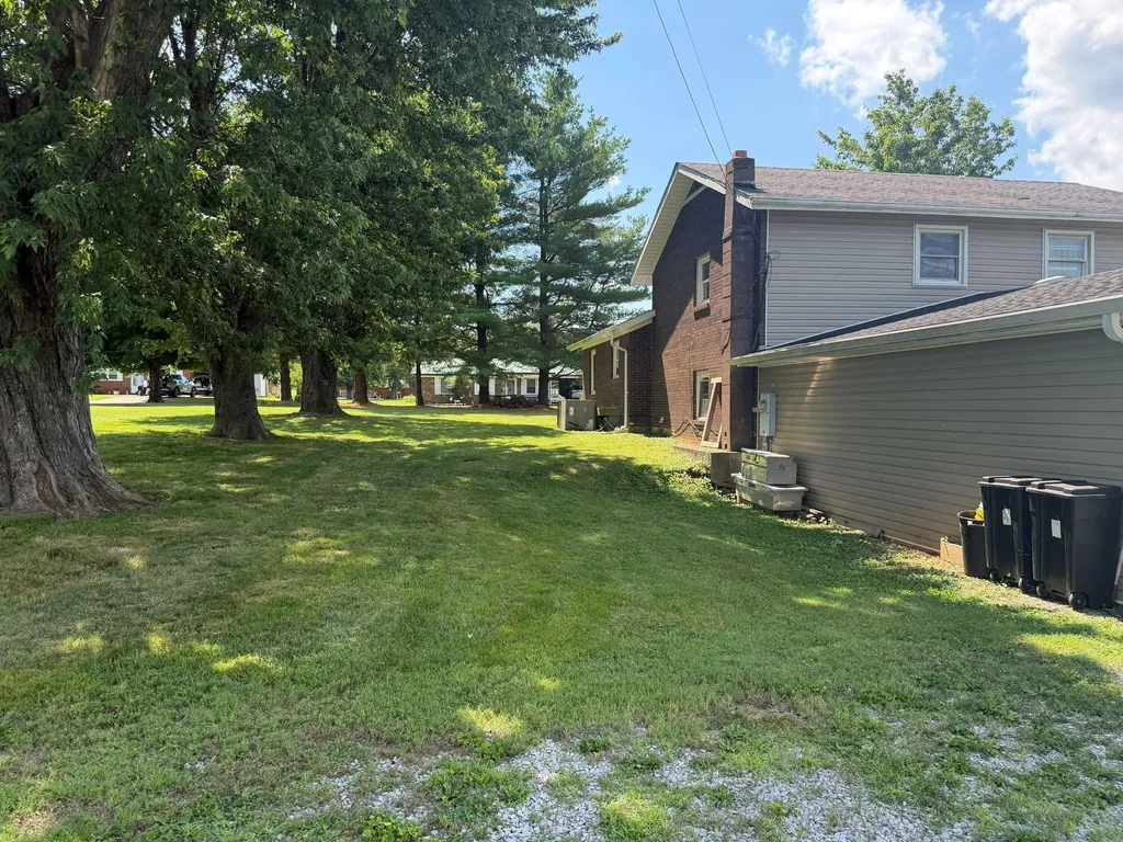 111 Guinn Drive Monticello KY 42633