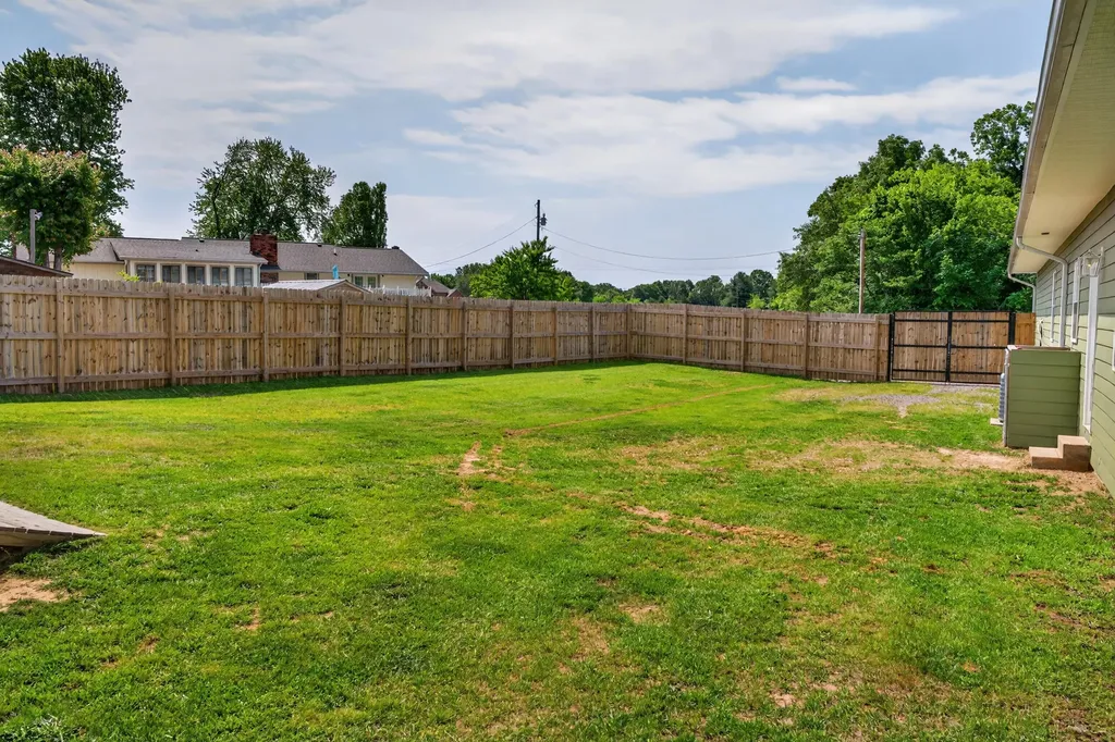 267 Woodland Drive Benton KY 42025