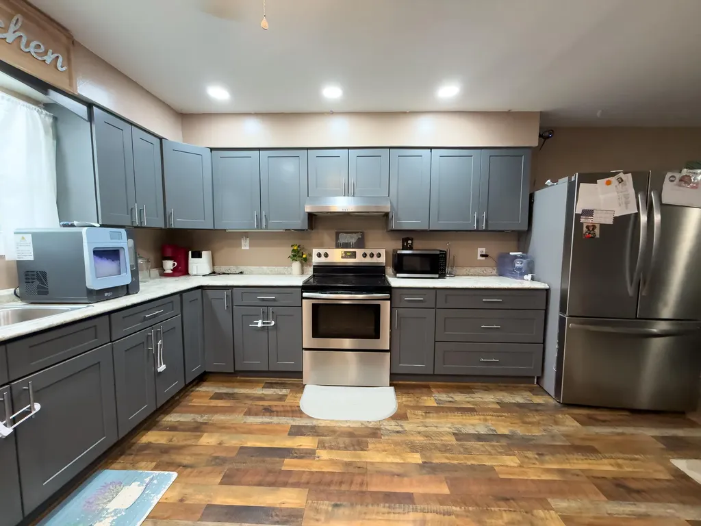 10 Joan Street Williamsburg KY 40769