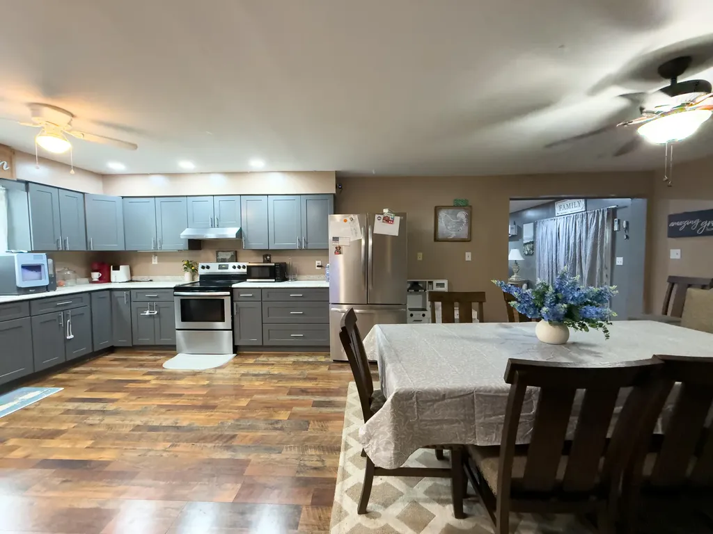 10 Joan Street Williamsburg KY 40769