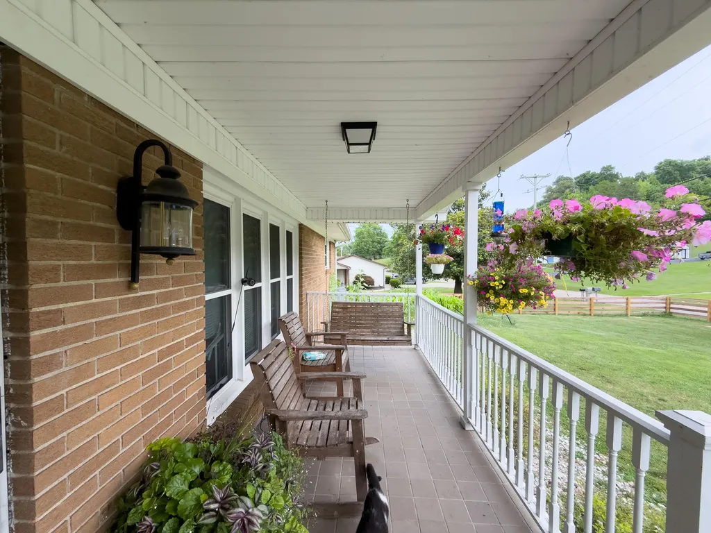 10 Joan Street Williamsburg KY 40769