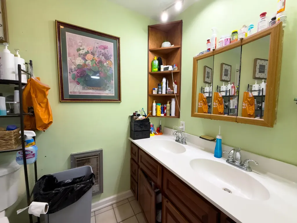 10 Joan Street Williamsburg KY 40769