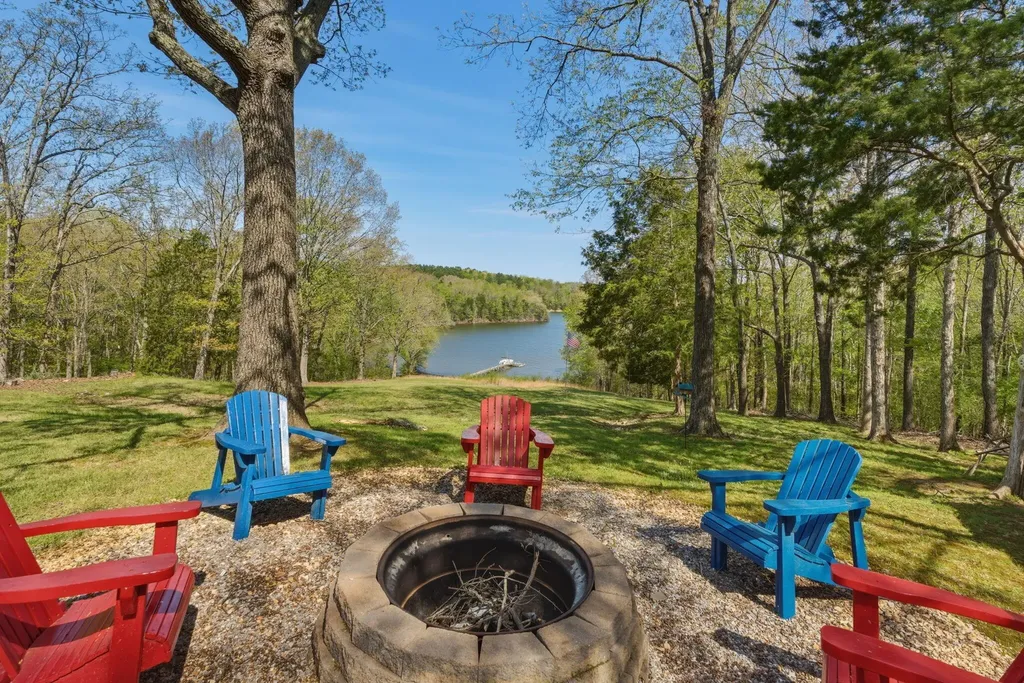498 Paddle Lane New Concord KY 42076