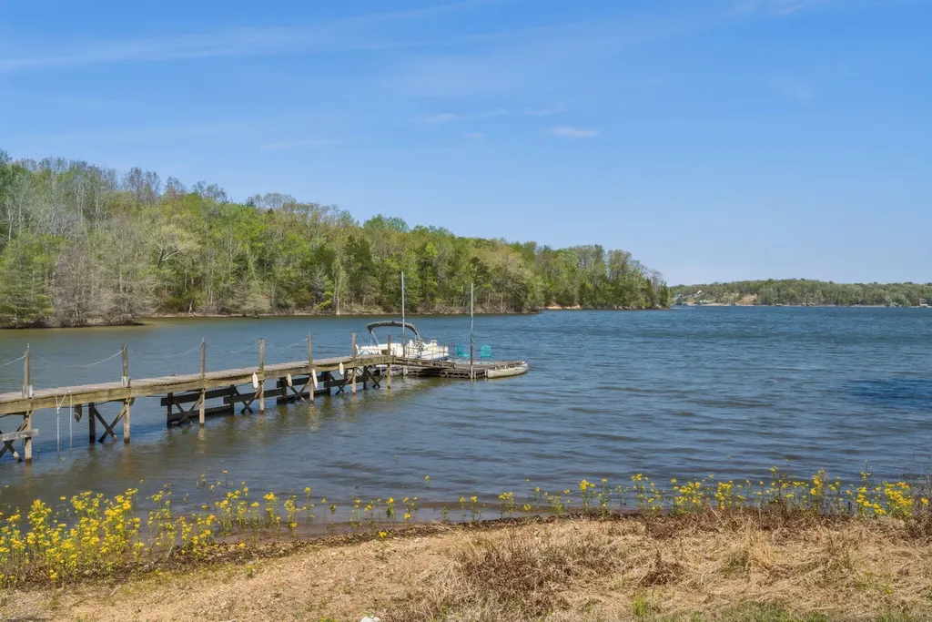498 Paddle Lane New Concord KY 42076