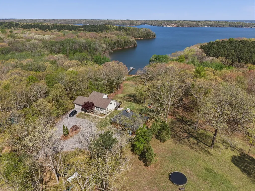 498 Paddle Lane New Concord KY 42076