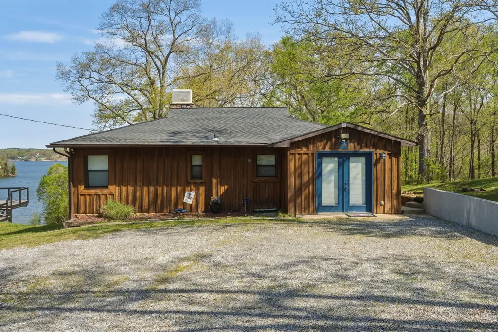 498 Paddle Lane New Concord KY 42076