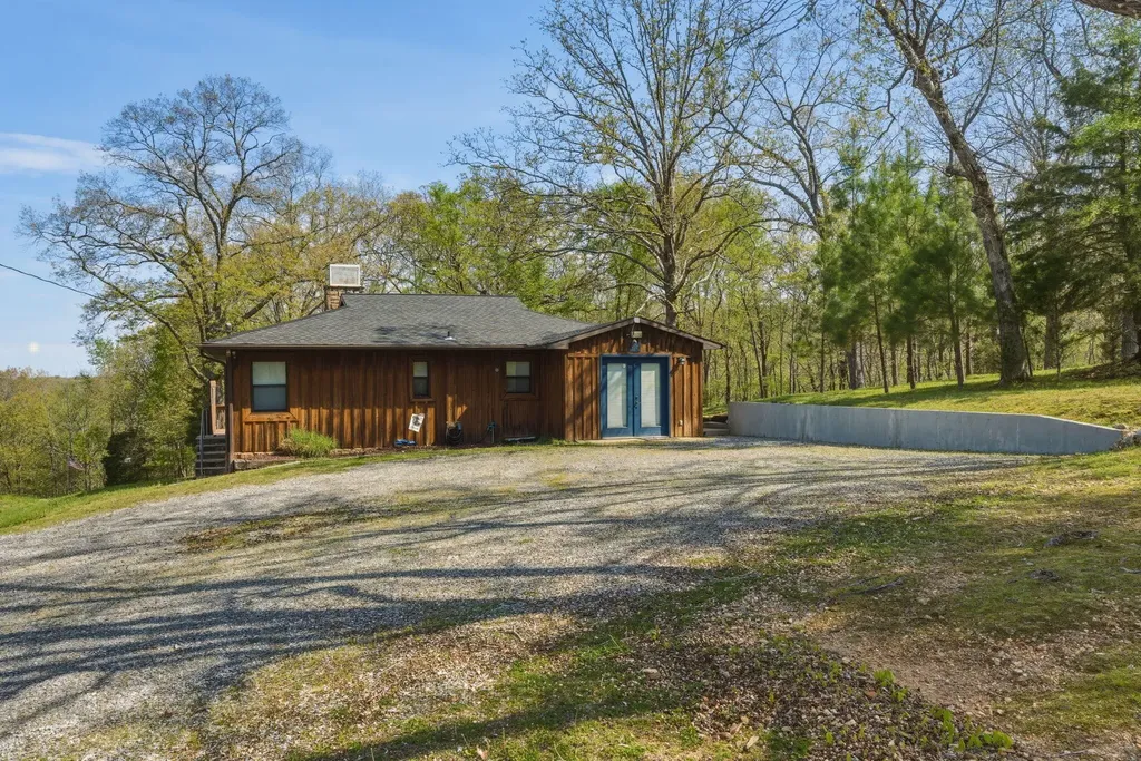 498 Paddle Lane New Concord KY 42076