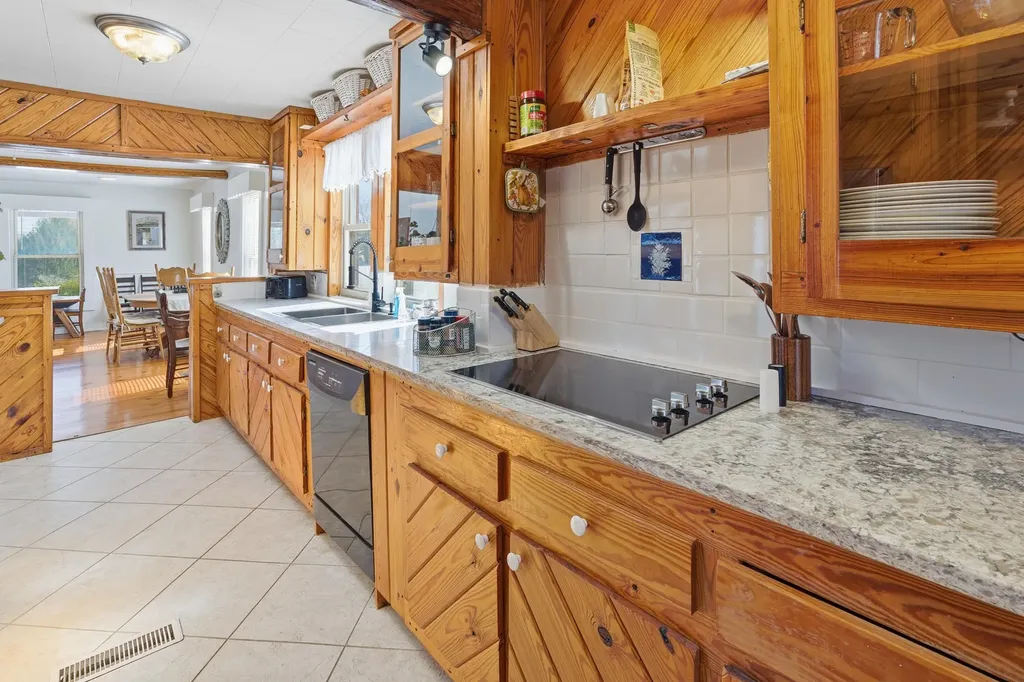 6672 Moors Camp Highway Gilbertsville KY 42044