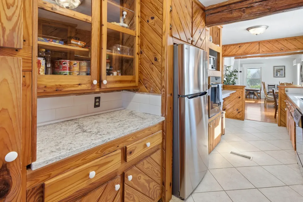 6672 Moors Camp Highway Gilbertsville KY 42044
