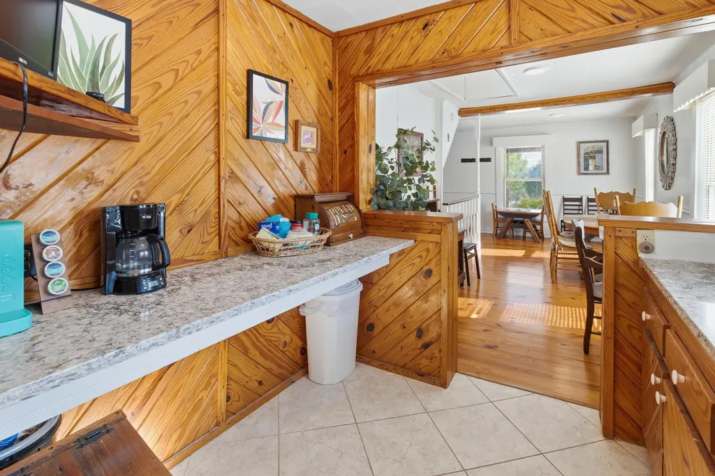 6672 Moors Camp Highway Gilbertsville KY 42044