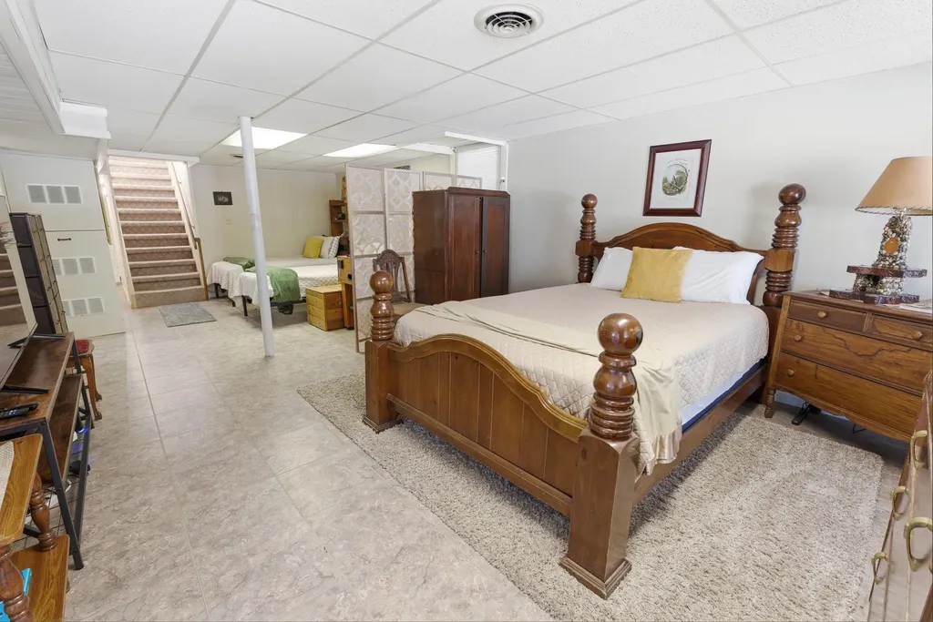 6672 Moors Camp Highway Gilbertsville KY 42044