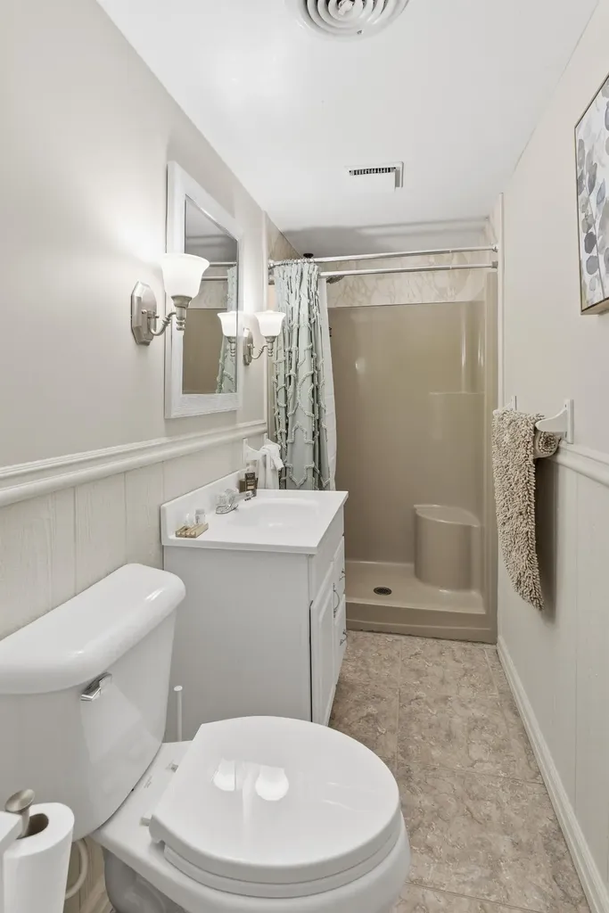 6672 Moors Camp Highway Gilbertsville KY 42044
