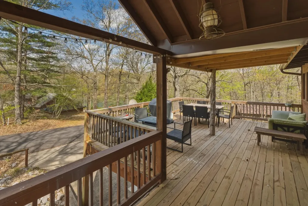 6672 Moors Camp Highway Gilbertsville KY 42044