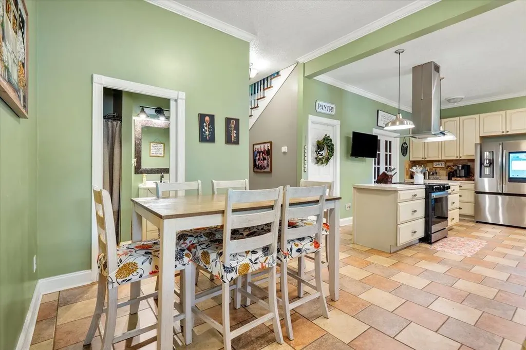 6985 Old Mountain Ash Pike Williamsburg KY 40769