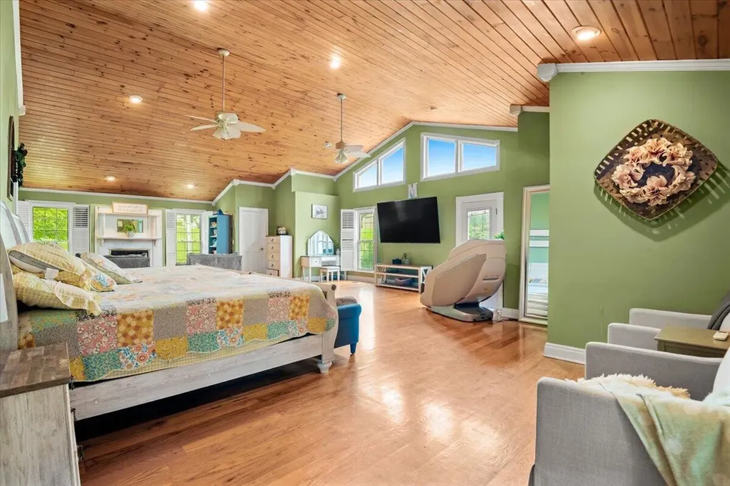 6985 Old Mountain Ash Pike Williamsburg KY 40769