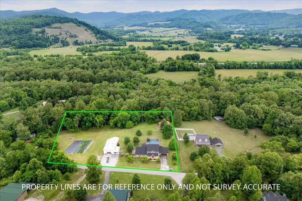 6985 Old Mountain Ash Pike Williamsburg KY 40769