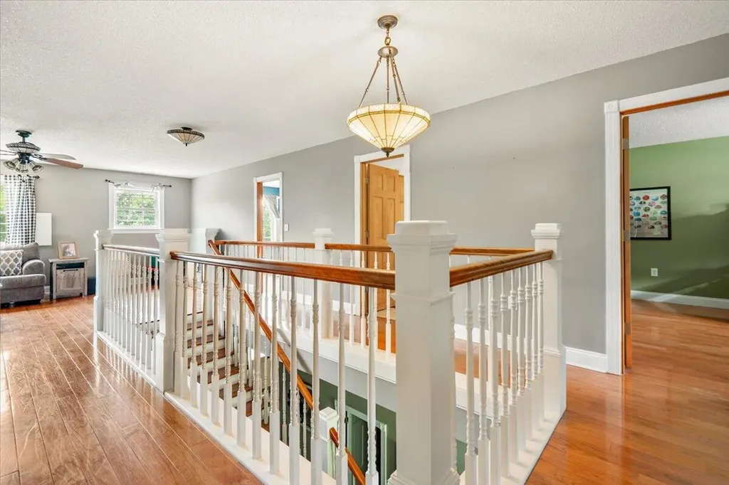 6985 Old Mountain Ash Pike Williamsburg KY 40769