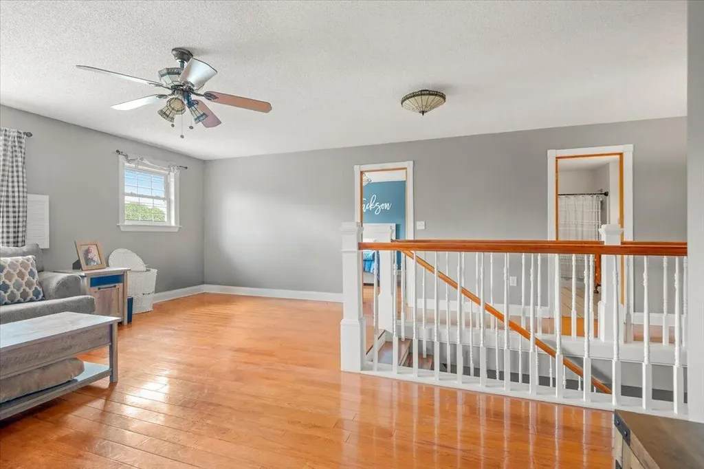 6985 Old Mountain Ash Pike Williamsburg KY 40769