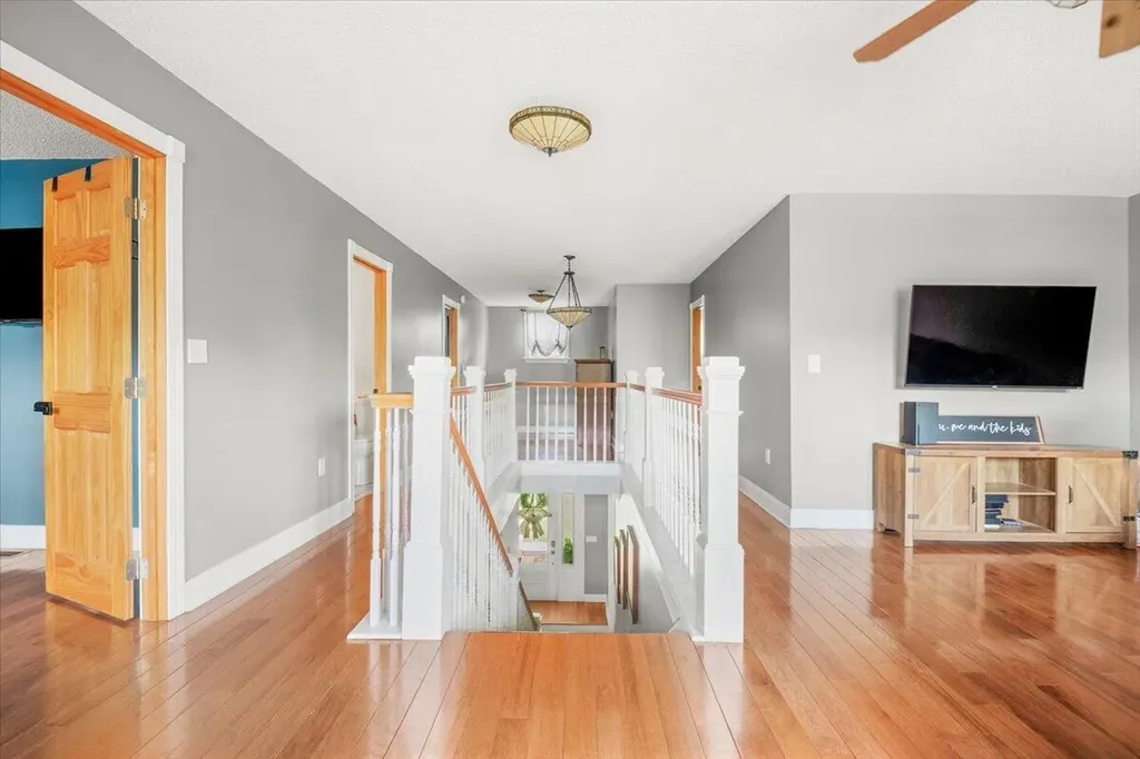 6985 Old Mountain Ash Pike Williamsburg KY 40769