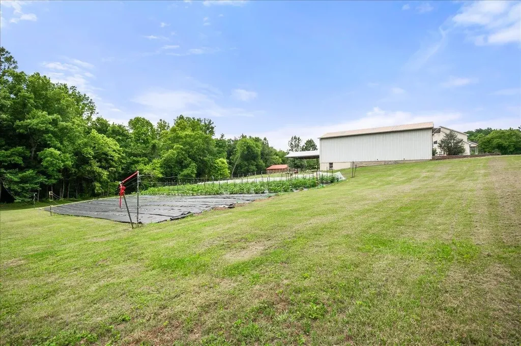 6985 Old Mountain Ash Pike Williamsburg KY 40769