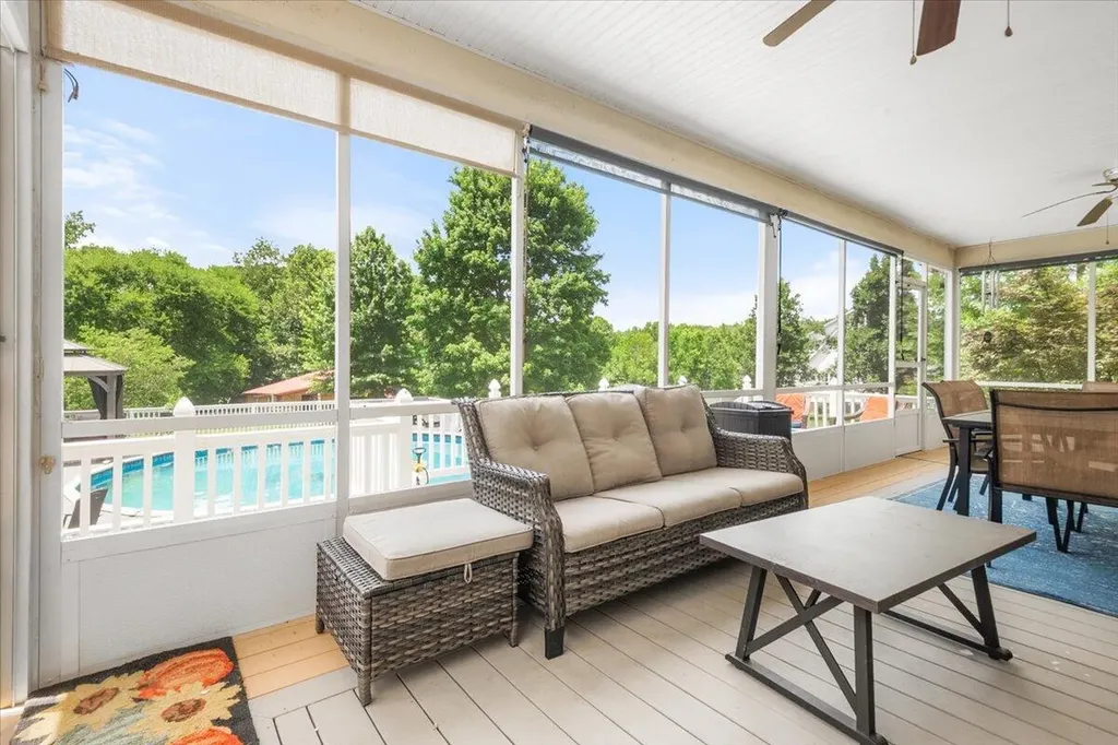 6985 Old Mountain Ash Pike Williamsburg KY 40769