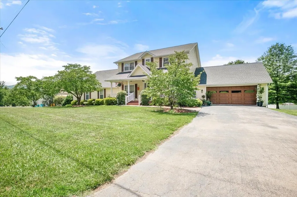 6985 Old Mountain Ash Pike Williamsburg KY 40769