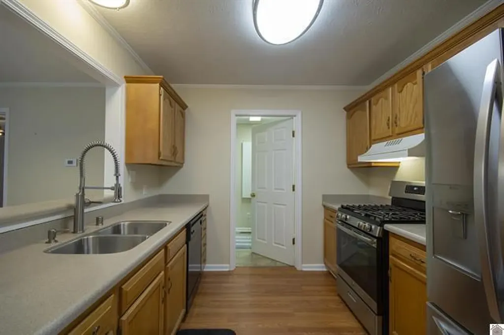 5073 Hill Terrace Paducah KY 42001