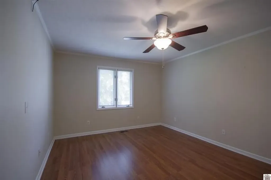 5073 Hill Terrace Paducah KY 42001