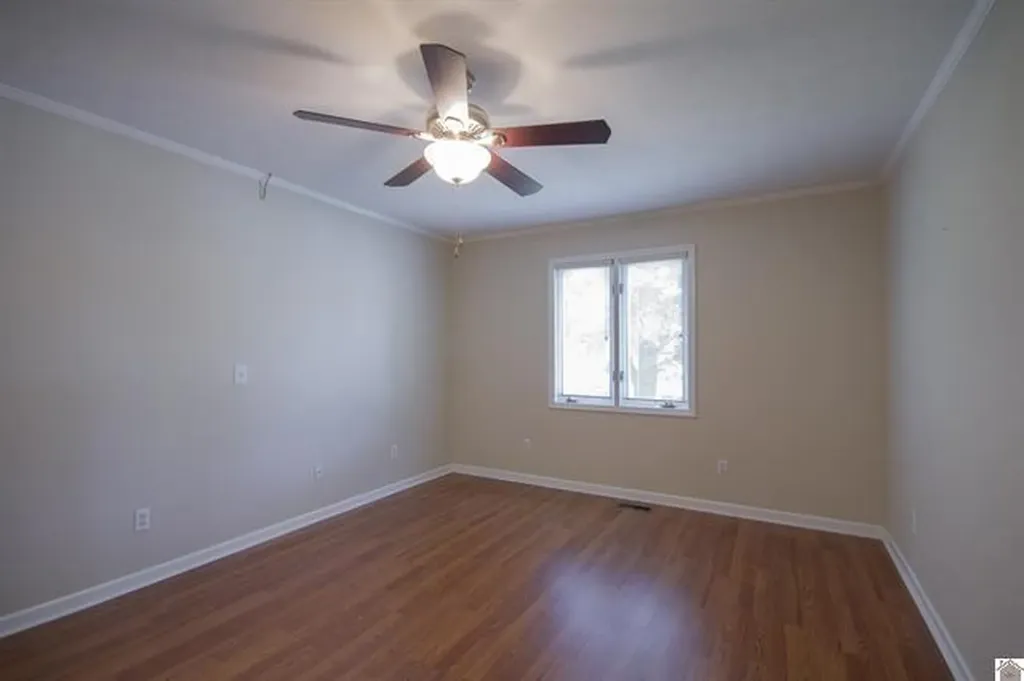 5073 Hill Terrace Paducah KY 42001