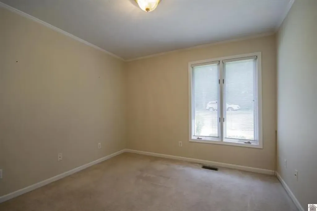 5073 Hill Terrace Paducah KY 42001