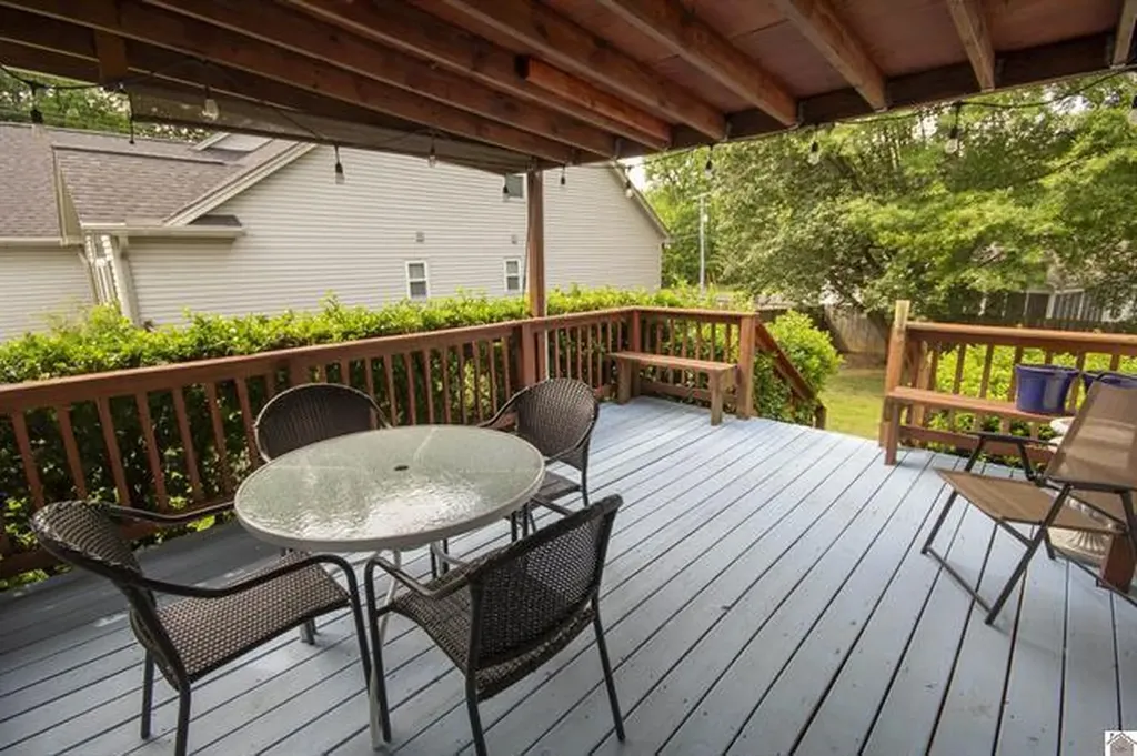 5073 Hill Terrace Paducah KY 42001