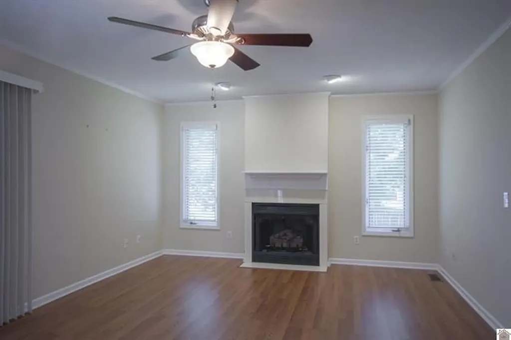 5073 Hill Terrace Paducah KY 42001