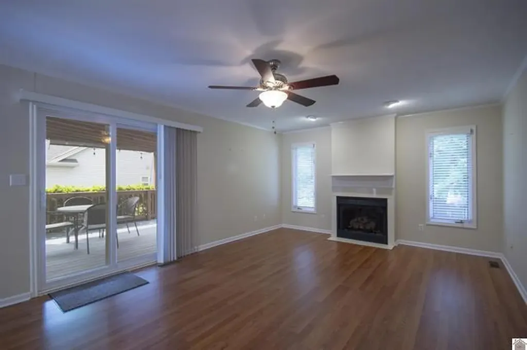 5073 Hill Terrace Paducah KY 42001