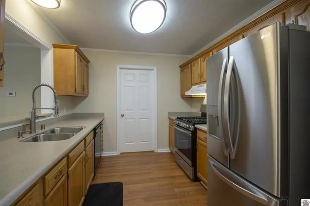 5073 Hill Terrace Paducah KY 42001