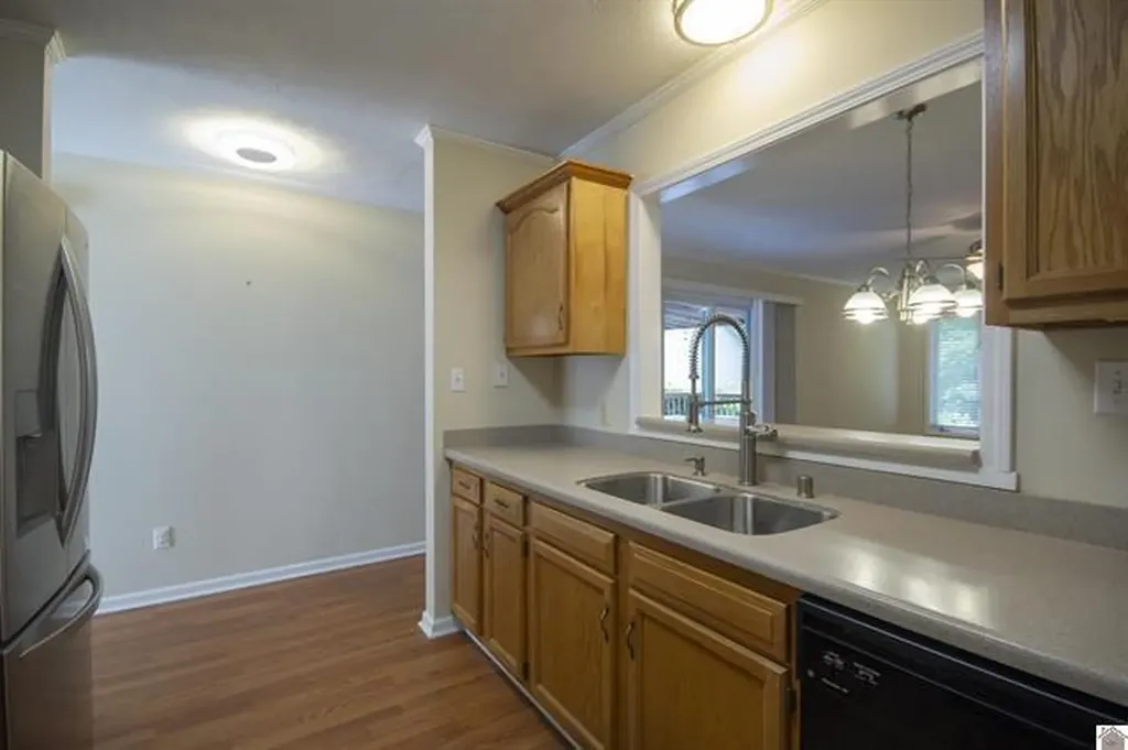 5073 Hill Terrace Paducah KY 42001